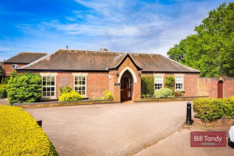 3 bedroom barn conversion for sale