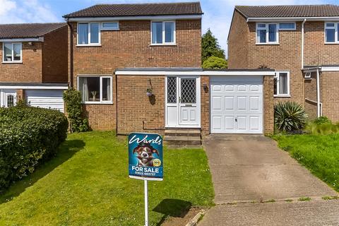 Bonnington Road, Maidstone, Kent 3 bed detached house for sale