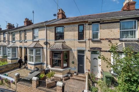 4 bedroom terraced house for sale