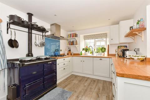 Horringford, Isle of Wight 3 bed detached house for sale