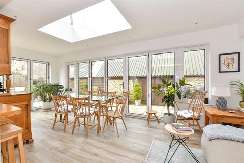 Horringford, Isle of Wight 3 bed detached house for sale