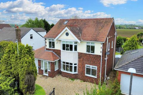 Moss Lane, Windle, WA11 4 bed detached house for sale