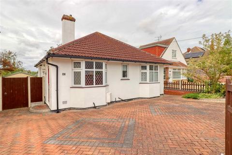 Holland on Sea CO15 2 bed bungalow for sale