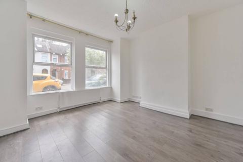 Rosslyn Crescent, Harrow, HA1 2 bed flat for sale