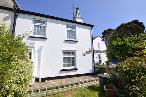 CASTOR ROAD, BRIXHAM 2 bed end of terrace house for sale