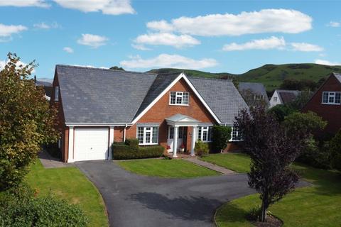 Bryn Y Paderau, Tywyn, Gwynedd, LL36 4 bed detached house for sale