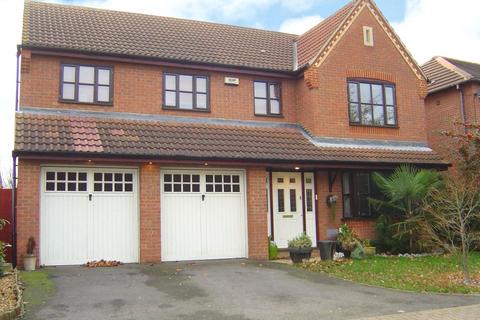 5 bedroom detached house for sale