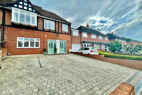 Lewis Road, Sidcup, Kent, DA14 3 bed maisonette for sale