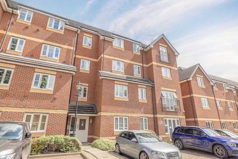 Eaton Avenue, Burnham SL1 2 bed apartment for sale