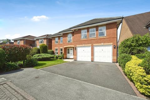 6 bedroom detached house for sale