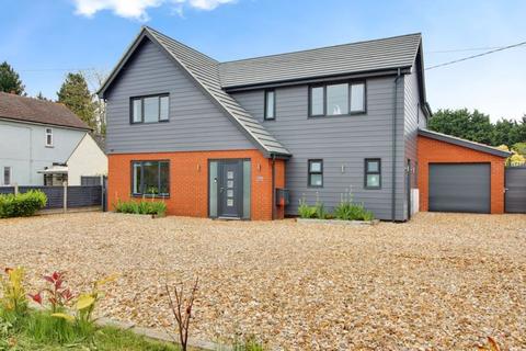 Chawston Lane, Bedford MK44 5 bed detached house for sale