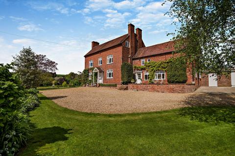 7 bedroom equestrian property for sale