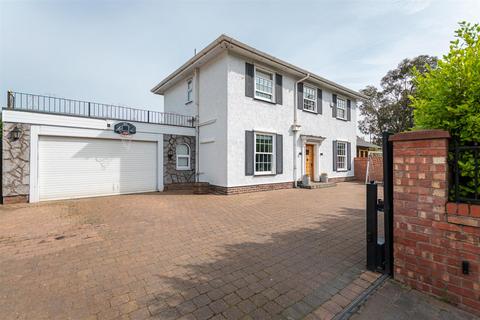 Moor Lane, Crosby, Liverpool 3 bed detached house for sale