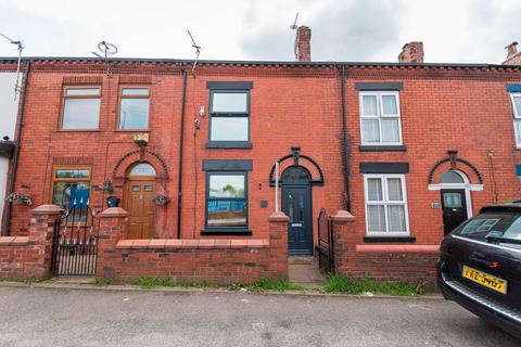 Bolton Road, Manchester M46 2 bed terraced house for sale