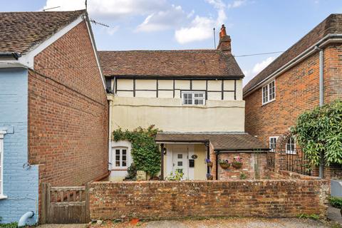 Bay Tree Yard, Alresford, Hampshire... 3 bed end of terrace house for sale