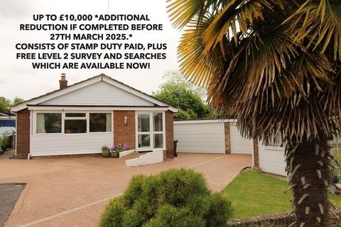 Chapel Close, Wrestlingworth 3 bed detached bungalow for sale