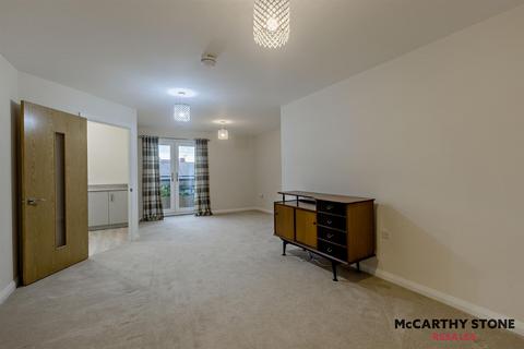 14 Roman Court, 63 Wheelock Street... 1 bed apartment for sale