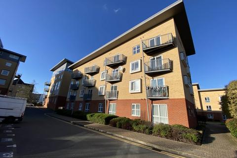 Wilding Court, Borehamwood 1 bed flat for sale