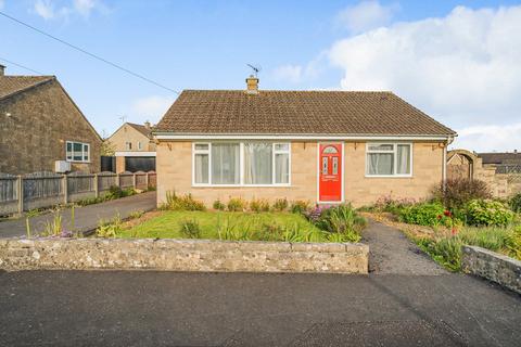 Hallett Road, Castle Cary, BA7 3 bed detached bungalow for sale