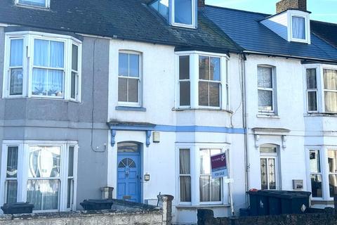 High Street, Herne Bay, CT6 5AP 2 bed flat for sale