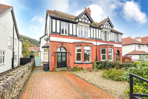 Roumania Drive, Llandudno, Conwy, LL30 2 bed apartment for sale