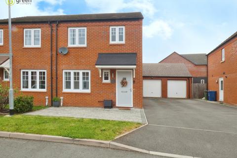 3 bedroom semi-detached house for sale