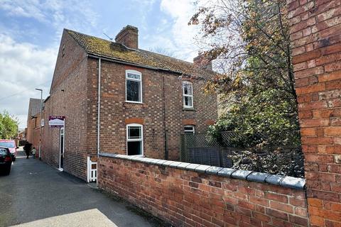 British School Gardens, Melton Mowbray 2 bed end of terrace house for sale