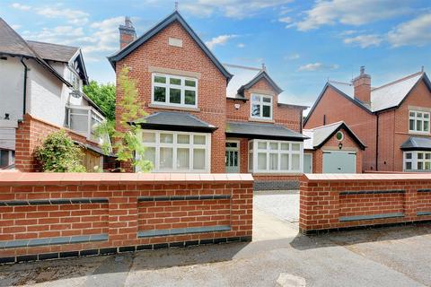 6 bedroom detached house for sale