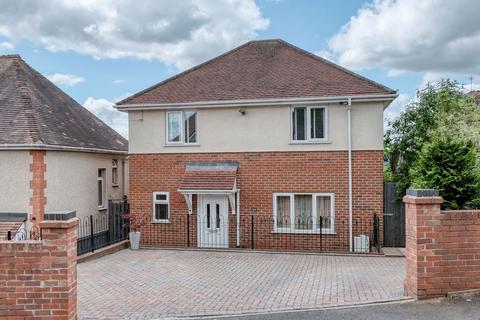 Hawthorn Road, Worcester, WR4 9QZ 3 bed detached house for sale