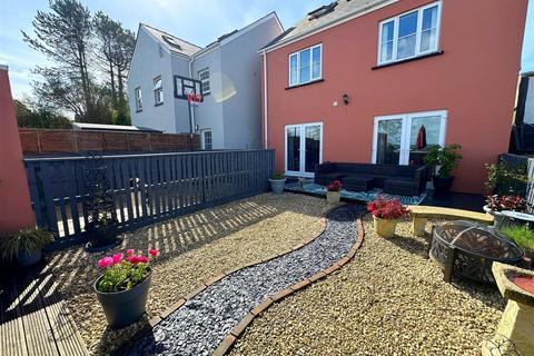 Milton Terrace, Pembroke Dock 5 bed detached house for sale