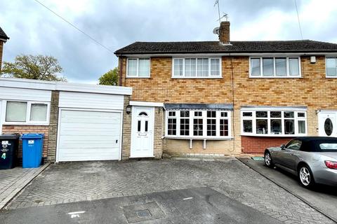 St Pauls Close, Coven, Wolverhampton... 4 bed semi