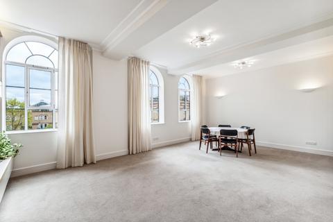 Brasenose Drive, Barnes, London 2 bed flat for sale