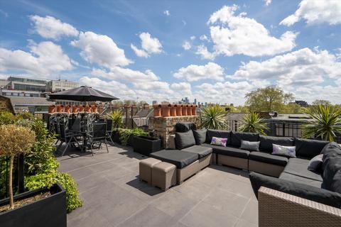 Culford Gardens, London, SW3 3 bed penthouse for sale