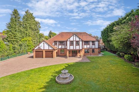 Stoke Court Drive, Stoke Poges SL2 5 bed detached house for sale