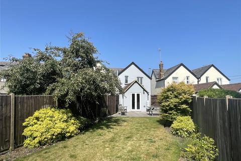Shotterfield Terrace, Liss, Hampshire 3 bed semi