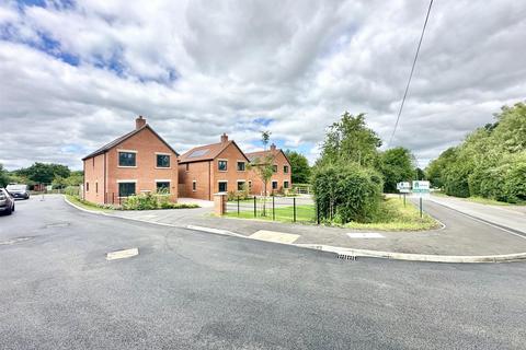 Over Old Road, Hartpury GL19 4 bed detached house for sale