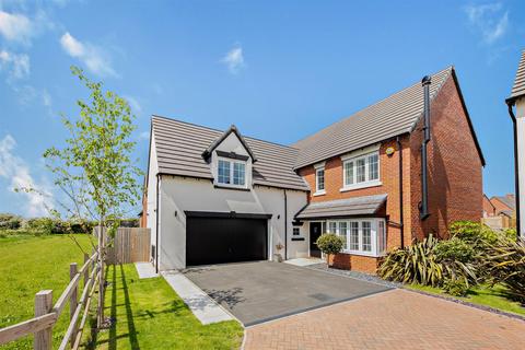 Birch Close, Aslockton 5 bed detached house for sale