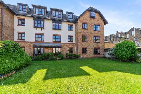 Nightingale Lane, Wanstead 1 bed apartment for sale