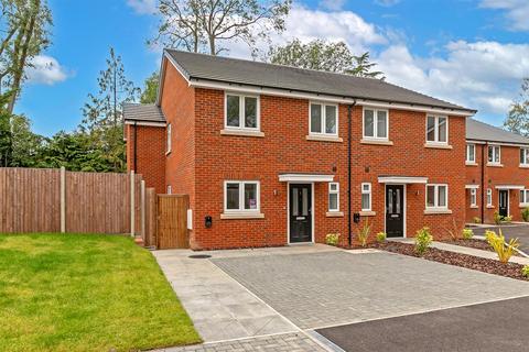 Oakwood Road, Bricket Wood, St. Albans 4 bed semi