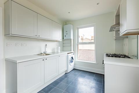 Arnos Vale, Bristol BS4 2 bed maisonette for sale