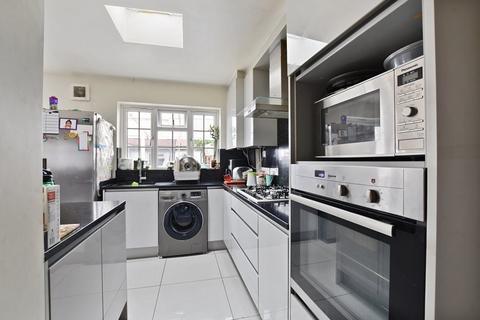 Review Road, London, NW2 4 bed terraced house for sale