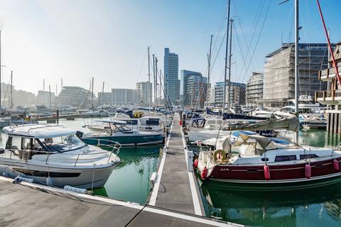Channel Way, Ocean Village... 2 bed flat for sale