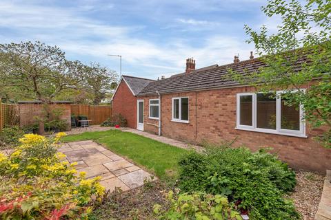 West Street, Bourne, PE10 3 bed detached bungalow for sale