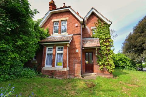 Dane Park Lodge, Park Crescent Road... 3 bed detached house for sale