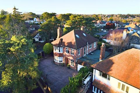 Boulnois Avenue, Poole 6 bed detached house for sale