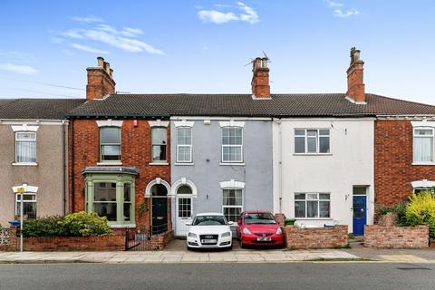 Earl Street, Grimsby DN31 3 bed terraced house for sale