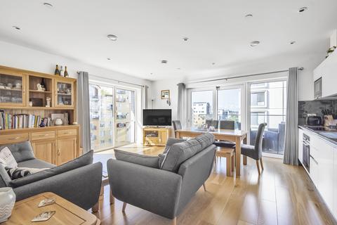 The Norton, 22 John Harrison Way... 2 bed flat for sale