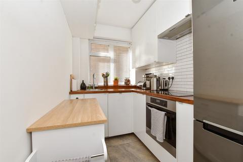 Ringstead Road, Sutton, Surrey 1 bed ground floor flat for sale