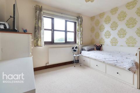 Sutton Road, Eyeworth 4 bed detached house for sale