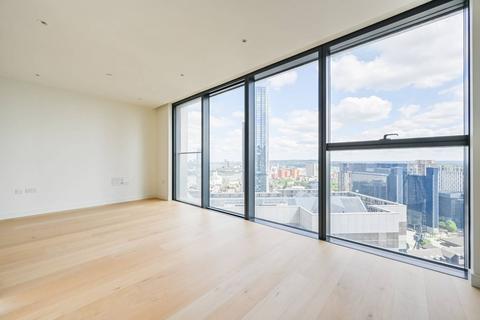 Hampton Tower, South Quay Plaza... Studio for sale